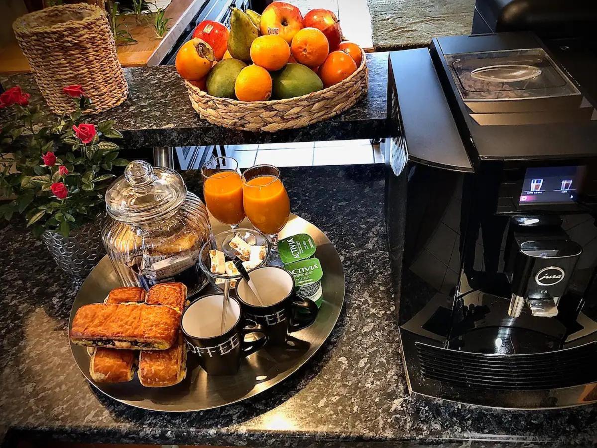 A La Marc'Quize Chambres D'Hotes, Petit Dejeuner Compris, Avec Piscine A Debordement En Exterieur, Bain Nordique A 38 Degres En Prestation Supplement Sur Reservation Horaire Anticipee 1 Place De Parking Gratuite Sur Place Mouxy Extérieur photo