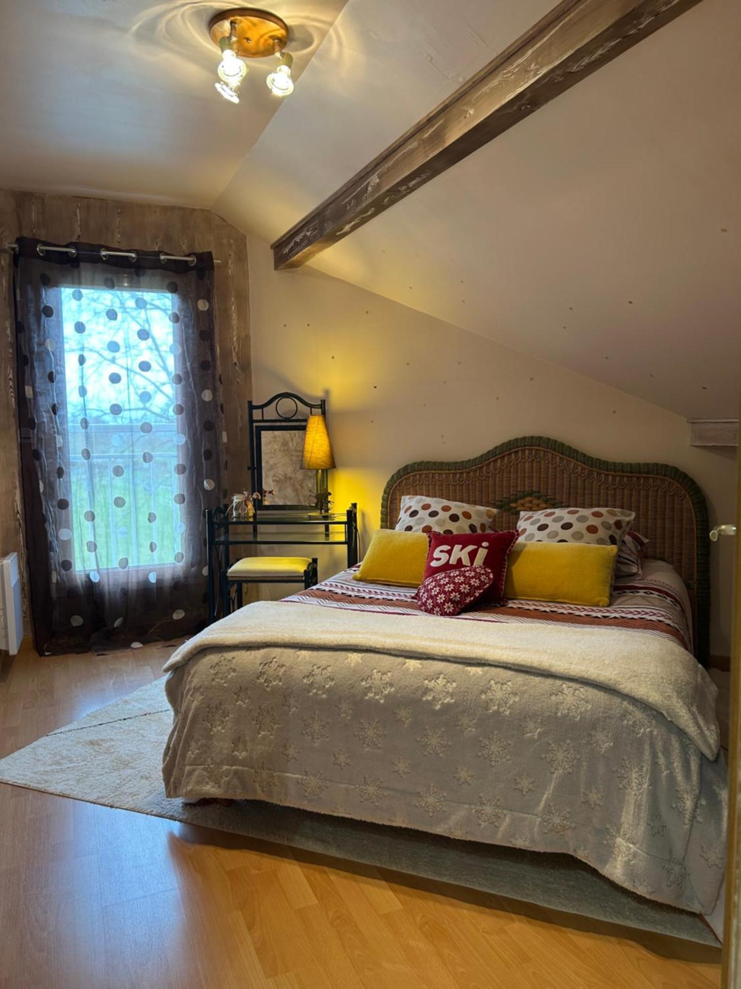 A La Marc'Quize Chambres D'Hotes, Petit Dejeuner Compris, Avec Piscine A Debordement En Exterieur, Bain Nordique A 38 Degres En Prestation Supplement Sur Reservation Horaire Anticipee 1 Place De Parking Gratuite Sur Place Mouxy Extérieur photo