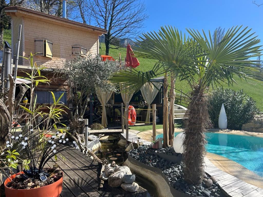A La Marc'Quize Chambres D'Hotes, Petit Dejeuner Compris, Avec Piscine A Debordement En Exterieur, Bain Nordique A 38 Degres En Prestation Supplement Sur Reservation Horaire Anticipee 1 Place De Parking Gratuite Sur Place Mouxy Extérieur photo
