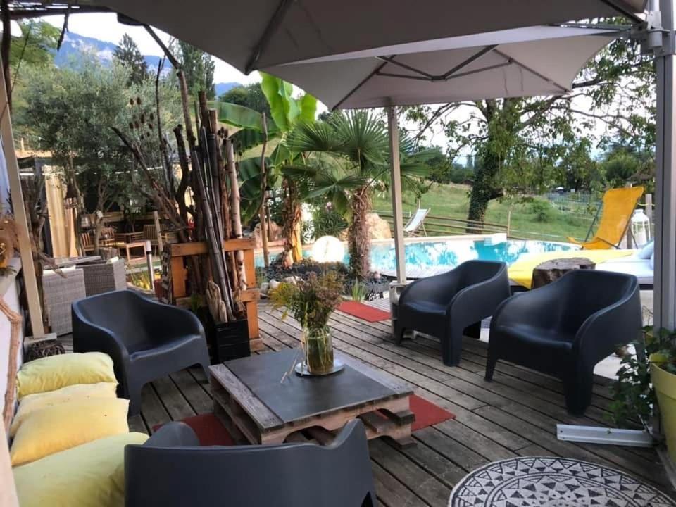 A La Marc'Quize Chambres D'Hotes, Petit Dejeuner Compris, Avec Piscine A Debordement En Exterieur, Bain Nordique A 38 Degres En Prestation Supplement Sur Reservation Horaire Anticipee 1 Place De Parking Gratuite Sur Place Mouxy Extérieur photo