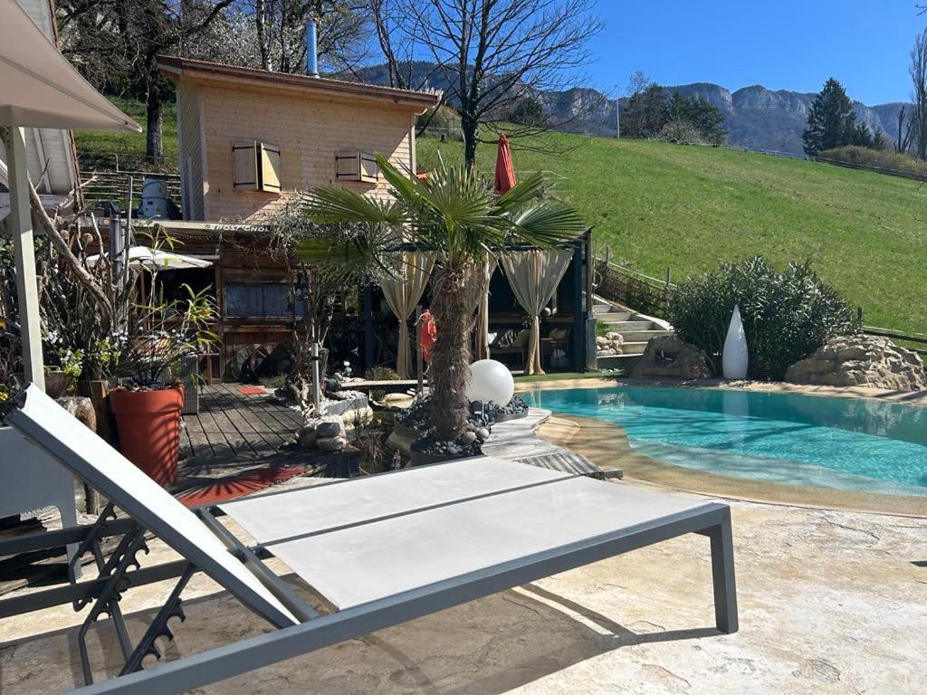 A La Marc'Quize Chambres D'Hotes, Petit Dejeuner Compris, Avec Piscine A Debordement En Exterieur, Bain Nordique A 38 Degres En Prestation Supplement Sur Reservation Horaire Anticipee 1 Place De Parking Gratuite Sur Place Mouxy Extérieur photo